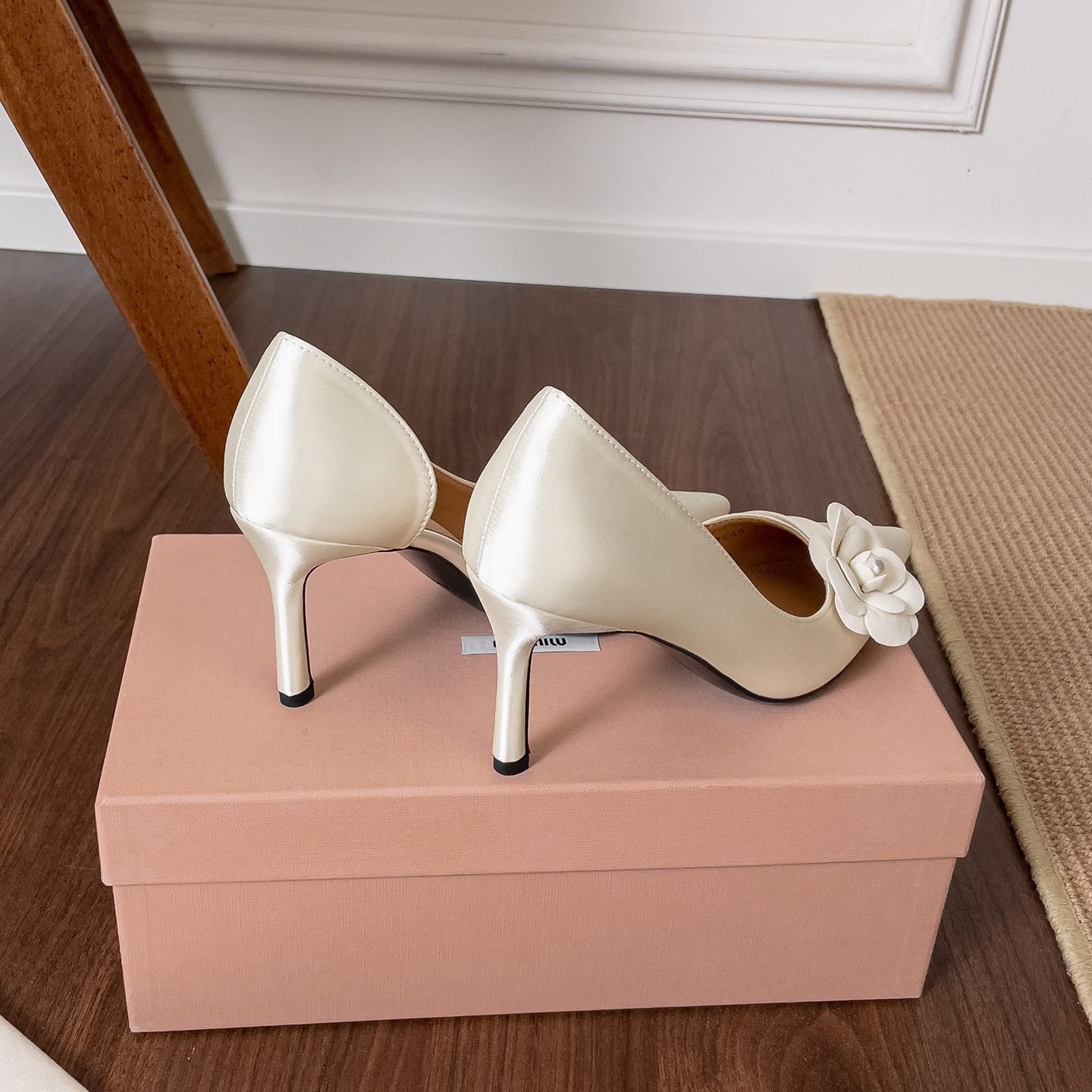 Sepatu Stiletto Satin Berujung - Women Formal Wear Sale ulasan dan harga