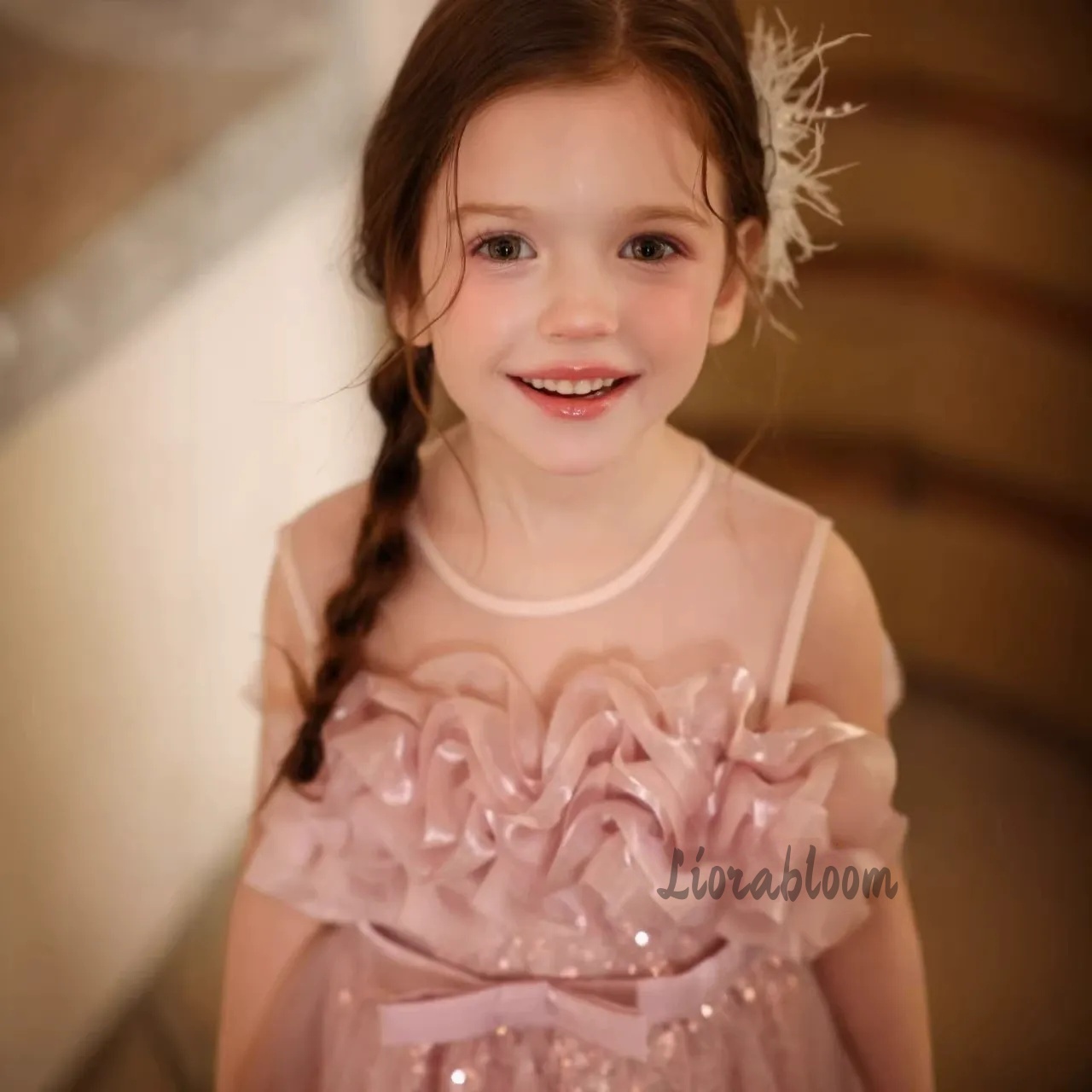 Gaun Formal Tulle Bergelombang - Formal Attire Woman ulasan dan harga